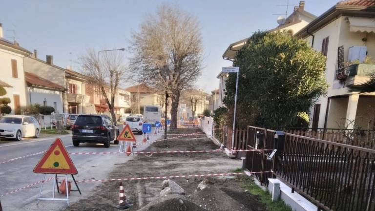 Sicurezza stradale: lavori per la segnaletica in zona Ponte Abbadesse e Stadio di Cesena Sicurezza stradale: lavori per la segnaletica in zona Ponte Abbadesse e Stadio di Cesena
