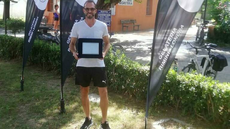 Tennis, Zangheri e Calcagno super al Cicconetti Tennis, Zangheri e Calcagno super al Cicconetti