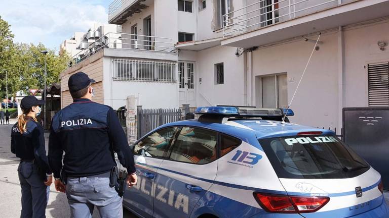 Rimini. Ventitré anni all'uomo che uccise la moglie con 18 martellate Rimini. Ventitré anni all'uomo che uccise la moglie con 18 martellate