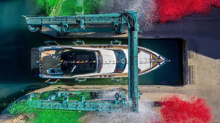Cattolica, Ferretti riparte dopo l'incendio: ecco un nuovo yacht per un armatore maltese Cattolica, Ferretti riparte dopo l'incendio: ecco un nuovo yacht per un armatore maltese