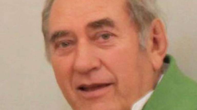 Faenza, un altro parroco ucciso dal covid. Addio a don Giacomo Faenza, un altro parroco ucciso dal covid. Addio a don Giacomo