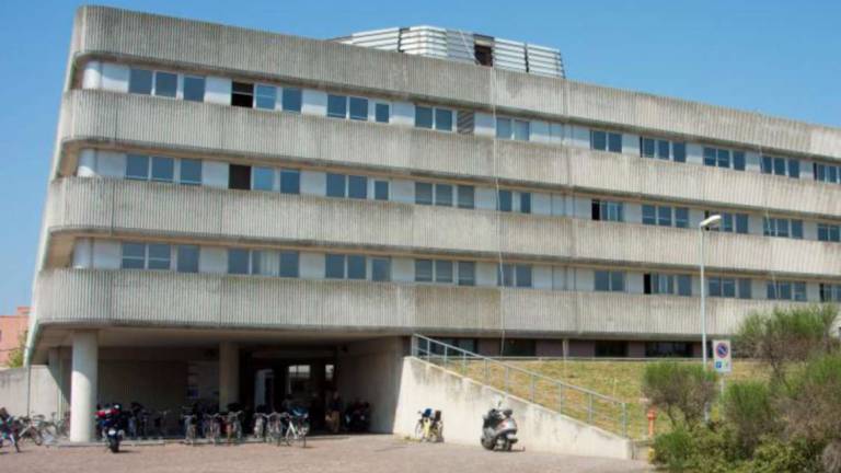 Faenza: anziano ricoverato, muore 15 giorni dopo. Vicina indagata Faenza: anziano ricoverato, muore 15 giorni dopo. Vicina indagata