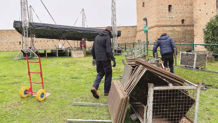 A Cesena valanga di disdette per il cenone e ristoratori stremati A Cesena valanga di disdette per il cenone e ristoratori stremati
