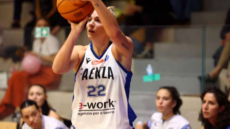 Basket A1 donne, E-work, Niedzwiedzka a rischio taglio Basket A1 donne, E-work, Niedzwiedzka a rischio taglio
