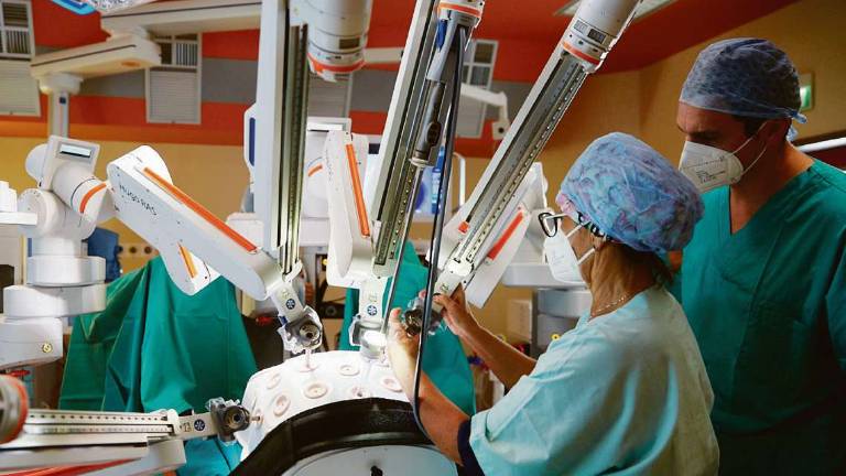 Patologie urologiche, il primo sistema chirurgico robotico Patologie urologiche, il primo sistema chirurgico robotico