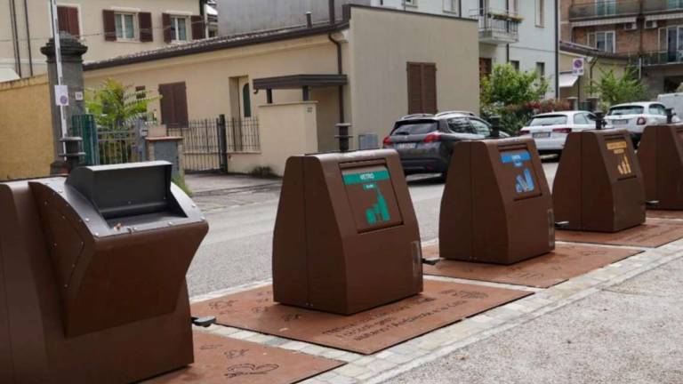 Rimini, addio ai cassonetti in centro storico Rimini, addio ai cassonetti in centro storico