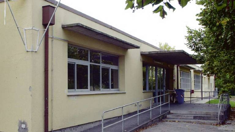 Forlì. Valditara a scuola ai Romiti, presidio della Cgil Forlì. Valditara a scuola ai Romiti, presidio della Cgil