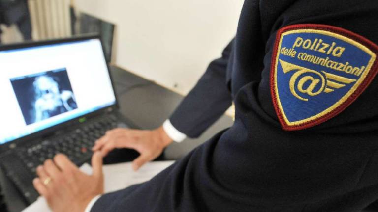 Cesena, il professore a luci rosse sospeso è al centro di un'indagine penale Cesena, il professore a luci rosse sospeso è al centro di un'indagine penale