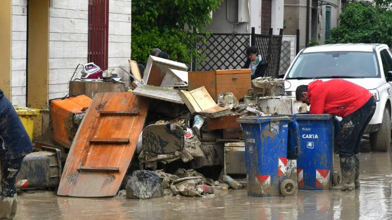 Forlì, aprire le case sfitte agli sfollati Forlì, aprire le case sfitte agli sfollati