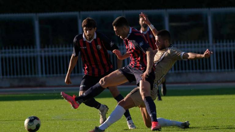 Calcio C, Imolese: in attacco De Sarlo non funziona Calcio C, Imolese: in attacco De Sarlo non funziona