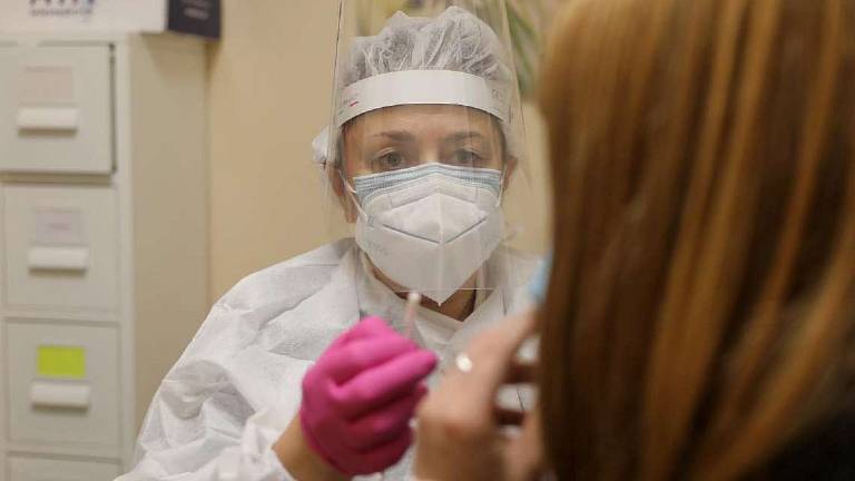 Ravenna, positiva dopo essere stata dal medico: «Stava già male» Ravenna, positiva dopo essere stata dal medico: «Stava già male»