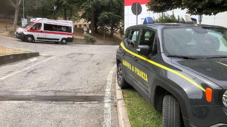 Cesenatico, sbronzi e molesti in strada: feriti e denunciati Cesenatico, sbronzi e molesti in strada: feriti e denunciati