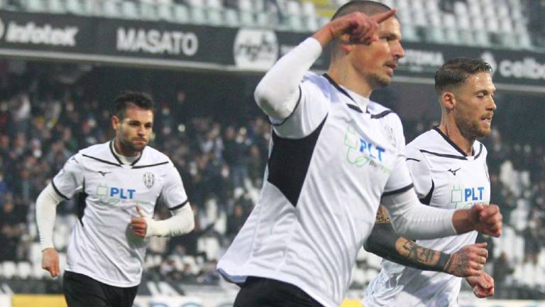 Calcio C, Cesena: da Castori a Viali, storie di attaccanti e di gol Calcio C, Cesena: da Castori a Viali, storie di attaccanti e di gol