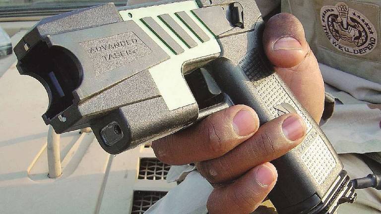 Cesena, dopo l'aggressione al grido di vedo i draghi, si chiedono i taser per difendersi Cesena, dopo l'aggressione al grido di vedo i draghi, si chiedono i taser per difendersi