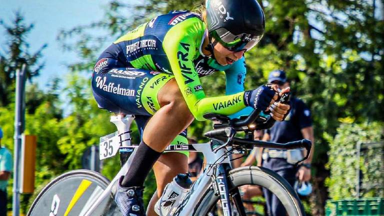 Ciclismo donne, al Giro d'Italia c'è anche Sofia Collinelli Ciclismo donne, al Giro d'Italia c'è anche Sofia Collinelli