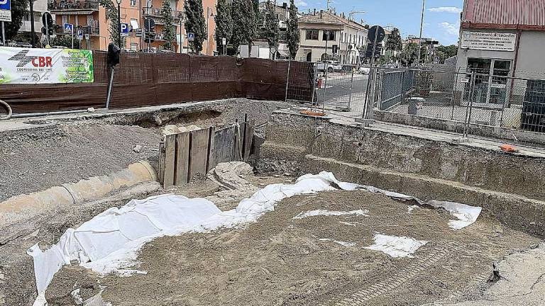 Rimini. Il mosaico romano torna sotto terra Rimini. Il mosaico romano torna sotto terra