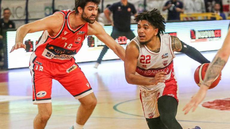 Basket A2: Unieuro e Rbr, il cambio di passo in un mini campionato Basket A2: Unieuro e Rbr, il cambio di passo in un mini campionato