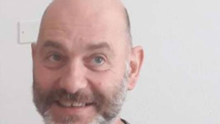Cervia, l'assessore ha bevuto la soda caustica mentre puliva la friggitrice Cervia, l'assessore ha bevuto la soda caustica mentre puliva la friggitrice