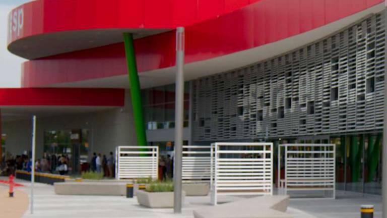 Ravenna, passante morso da un cane fuori dall'Esp Ravenna, passante morso da un cane fuori dall'Esp