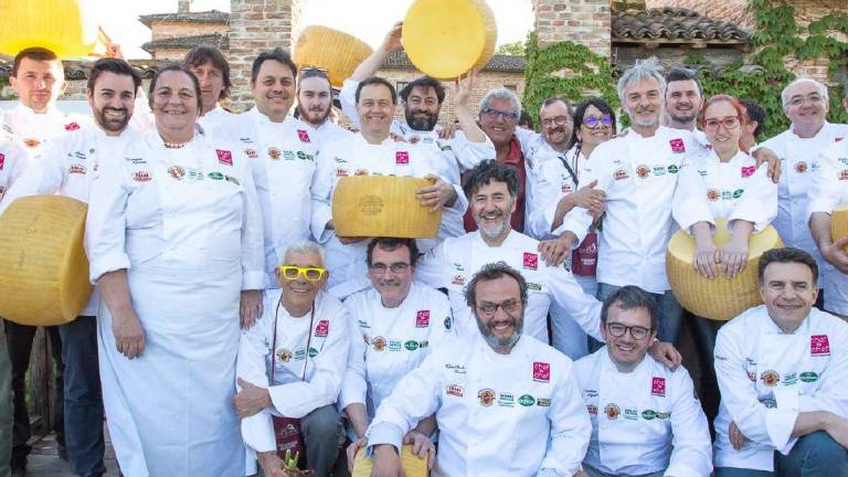 Centomani torna a raccontare il cibo di questa terra Centomani torna a raccontare il cibo di questa terra