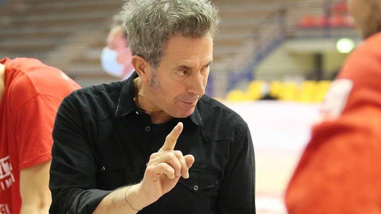 Basket B, Ravenna: Bernardi in pole position per la panchina Basket B, Ravenna: Bernardi in pole position per la panchina
