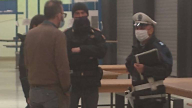 Cesena, 50 giovani in branco: controlli ed educazione anti-violenza Cesena, 50 giovani in branco: controlli ed educazione anti-violenza