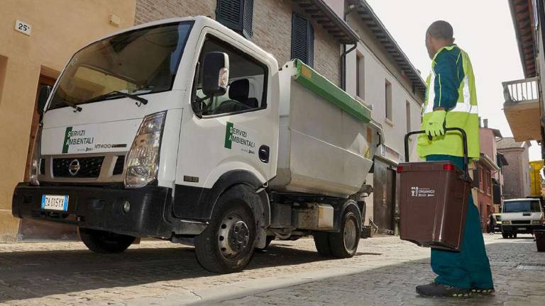 Smaltimento rifiuti, discariche piene: Ravenna maglia nera in Regione Smaltimento rifiuti, discariche piene: Ravenna maglia nera in Regione