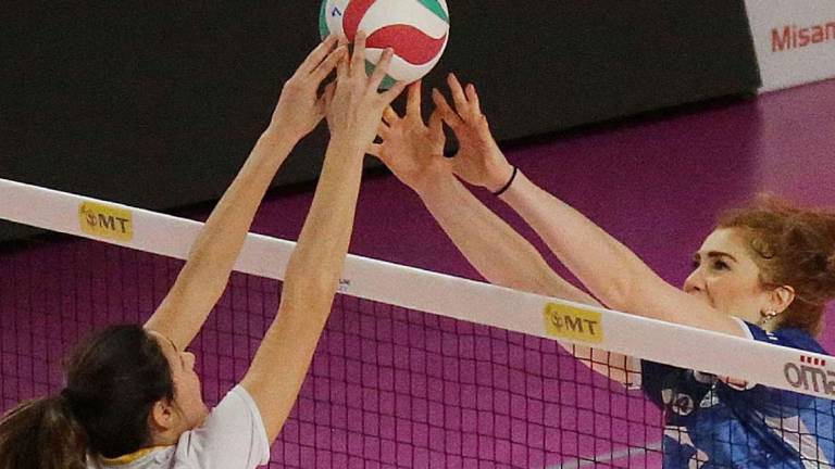 Volley A2 donne, Omag: ecco Parini e Salvatori al centro Volley A2 donne, Omag: ecco Parini e Salvatori al centro