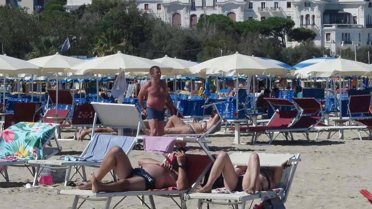 Rimini, spiagge e canoni: ecco le nuove tariffe Rimini, spiagge e canoni: ecco le nuove tariffe