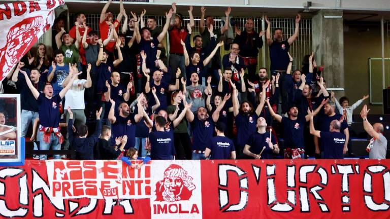 Basket B: Andrea Costa, domani il 30° compleanno dell'Onda d'Urto Basket B: Andrea Costa, domani il 30° compleanno dell'Onda d'Urto