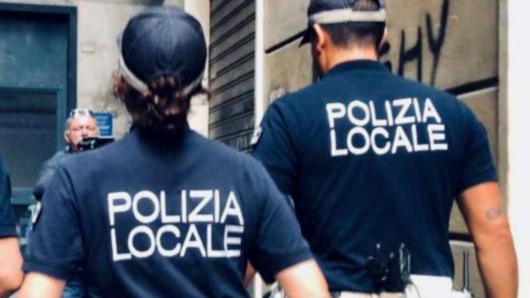 Insulti alla municipale di Ravenna, risarcisce con mille euro Insulti alla municipale di Ravenna, risarcisce con mille euro