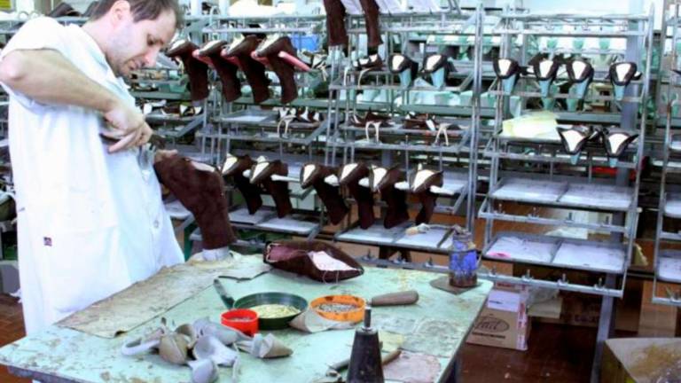 San Mauro, il calzaturiero rialza la testa ma restano problemi San Mauro, il calzaturiero rialza la testa ma restano problemi