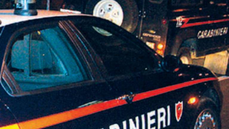 Tentato omicidio a Massa Lombarda, 31enne accoltella il coinquilino Tentato omicidio a Massa Lombarda, 31enne accoltella il coinquilino