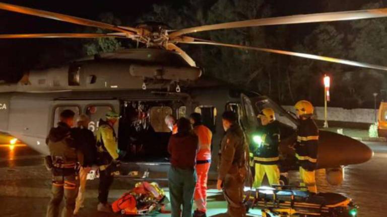 Cervia, escursionista ferita soccorsa nella notte dall'Aeronautica Cervia, escursionista ferita soccorsa nella notte dall'Aeronautica