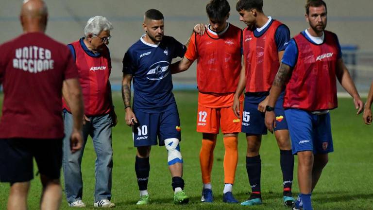 Calcio D, Bonandi non sarà operato ma si prevede un lungo stop Calcio D, Bonandi non sarà operato ma si prevede un lungo stop