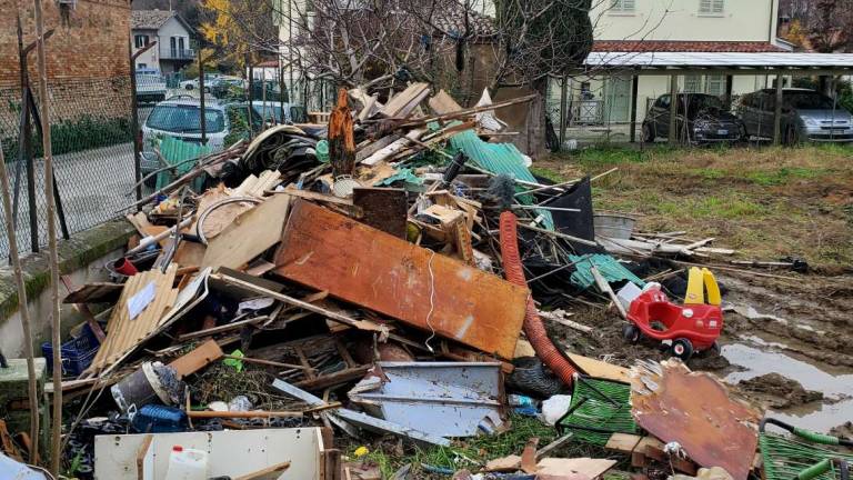Forlì, allarme dai residenti di via Curte Forlì, allarme dai residenti di via Curte