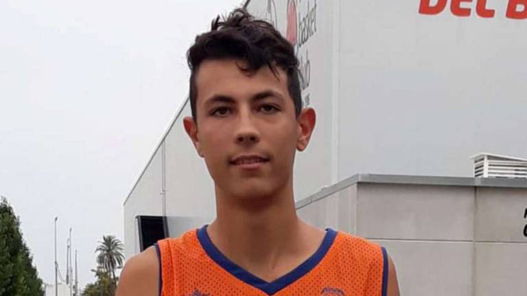 Forlì, Alex Ceredi a Valencia: talento del basket da esportazione Forlì, Alex Ceredi a Valencia: talento del basket da esportazione