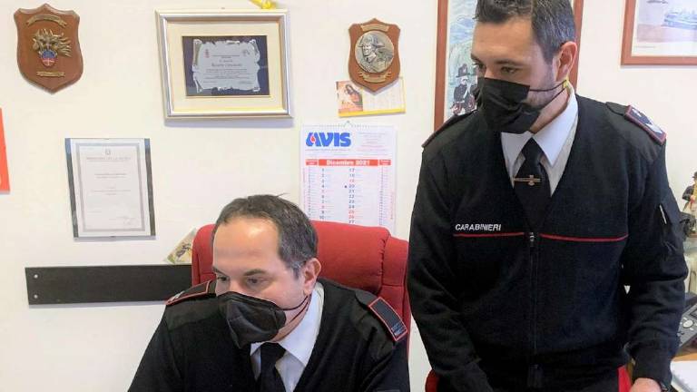 Imola, fa shopping online con la carta del collega: denunciato Imola, fa shopping online con la carta del collega: denunciato