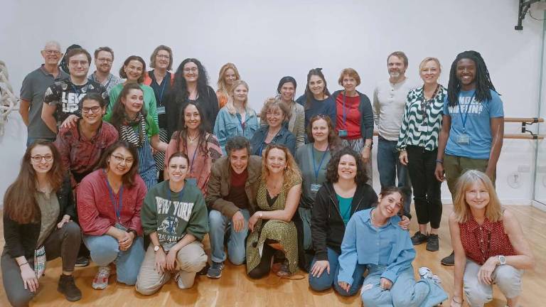 Forlì, Elsinor porta la passione per il teatro in Inghilterra Forlì, Elsinor porta la passione per il teatro in Inghilterra