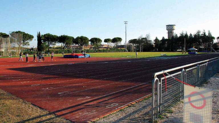 Forlì. Costretti ad allenarci al buio, diffida della Libertas Atletica Forlì. Costretti ad allenarci al buio, diffida della Libertas Atletica