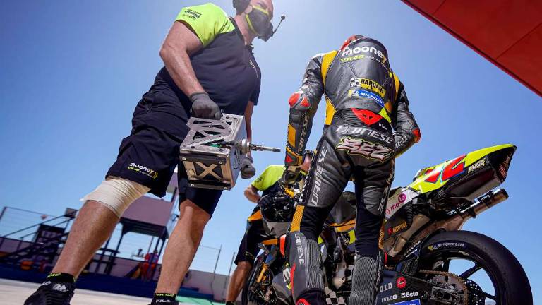 MotoGp, Bezzecchi, ecco i primi punti: Grazie a tutto il team MotoGp, Bezzecchi, ecco i primi punti: Grazie a tutto il team