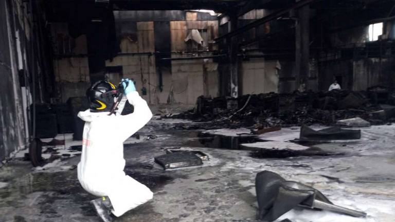 Faenza, incendio Antarex: non si esclude il dolo Faenza, incendio Antarex: non si esclude il dolo
