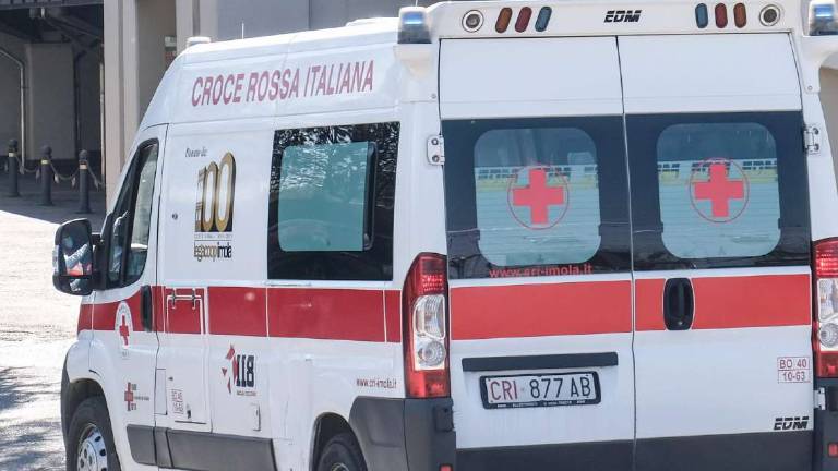 Rimini, incidente: bimba di 5 anni salvata dal seggiolino Rimini, incidente: bimba di 5 anni salvata dal seggiolino