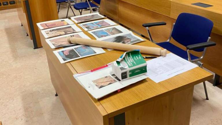 Rimini, assalto alla moglie a colpi di mattarello: 8 anni e 10 mesi Rimini, assalto alla moglie a colpi di mattarello: 8 anni e 10 mesi