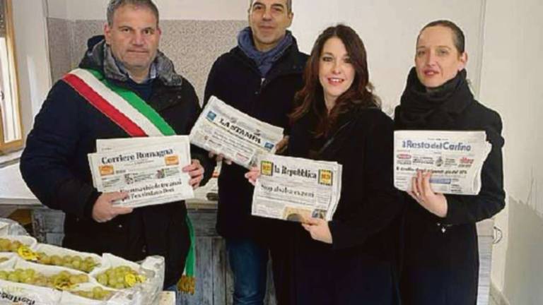 Longiano, nuova attività di frutta e verdura, ma anche edicola Longiano, nuova attività di frutta e verdura, ma anche edicola