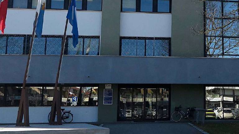 Covid. Otto contagiati in Comune a Bellaria: uno è in ospedale Covid. Otto contagiati in Comune a Bellaria: uno è in ospedale