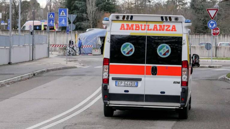 Imola, investito sulle strisce, 65enne grave al Maggiore Imola, investito sulle strisce, 65enne grave al Maggiore