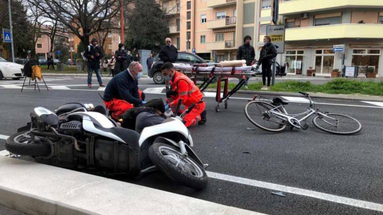 Cesena: incidente vicino al viadotto, morto il ciclista Cesena: incidente vicino al viadotto, morto il ciclista