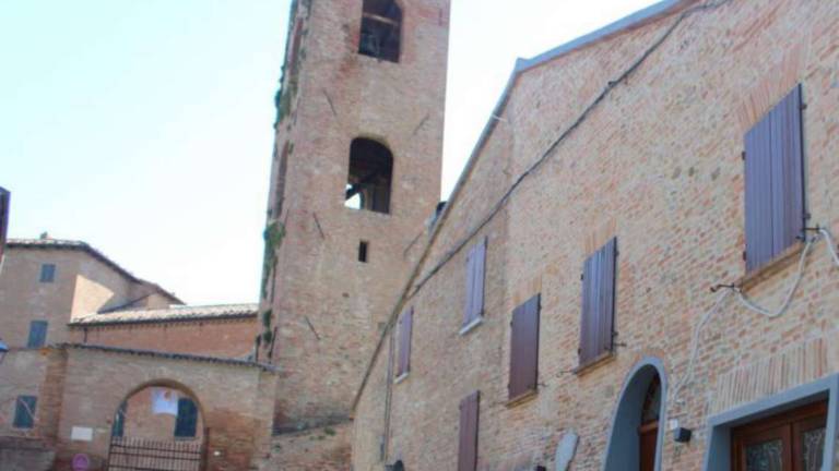 Longiano, il campanone zittito di notte: il riposo è salvo Longiano, il campanone zittito di notte: il riposo è salvo
