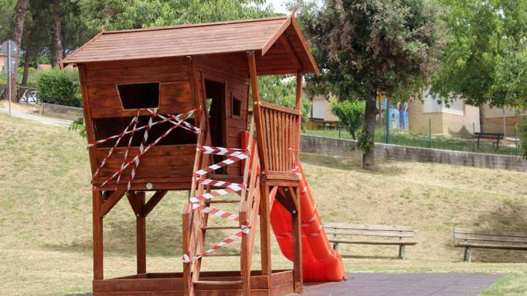 A Longiano vandali contro gioco al parco A Longiano vandali contro gioco al parco